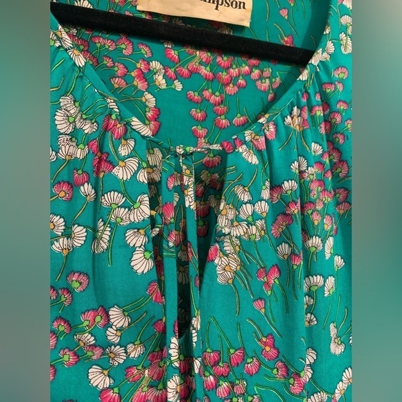 Adele Simpson, Vintage, Long Sleeve Blouse. Colors are amazing in person. - Picture 2 of 7